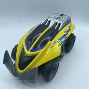 TYCO 2003 R/C YELLOW HOT POPPER REMOTE CONTROL CAR 40 MHz NO CONTROLLER UNTESTED